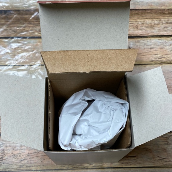 2022 Polar Bear Santa Hallmark Keepsake Ornament Club. NWT - Picture 7 of 12